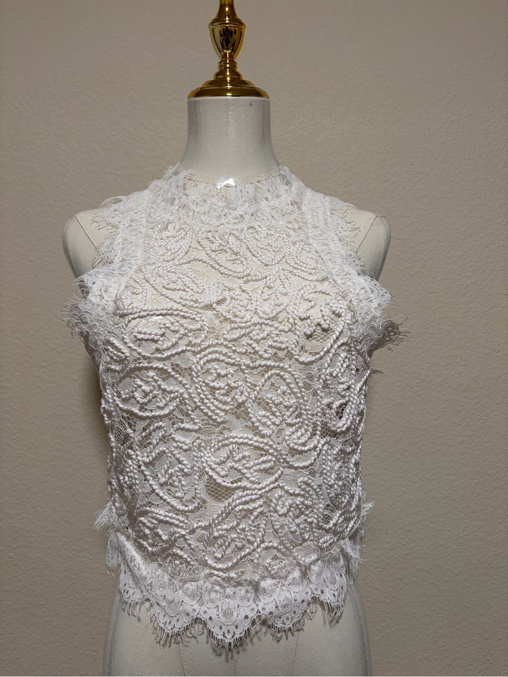 Zara White Lace Sleeveless Crop Top